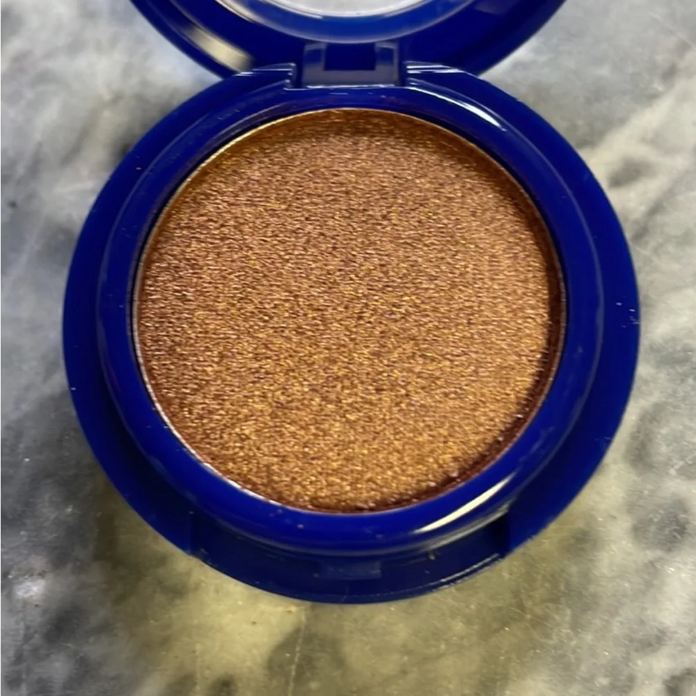 New Luna Eyeshadow‎ Spiced Cinnamon
